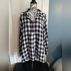 Lane Bryant black and white gingham blouse Size 22/24